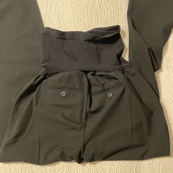 A Pea In The Pod Maternity Tops & Pants Bundle (9 items!) - Picture 11 of 11